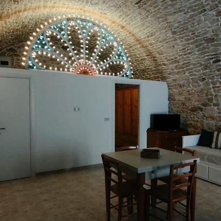 Апартаменты Pietraviva Housing Мольфетта Экстерьер фото